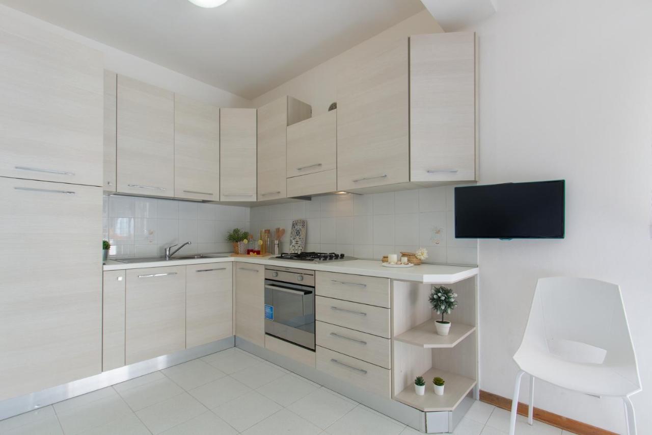 Appartamento Galileo - Myho Casa Торторето Экстерьер фото